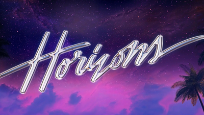 Schriftzug "Horizons" in glänzender, kursiver Schrift vor einem lila Himmel mit Palmen-Silhouetten im Vordergrund